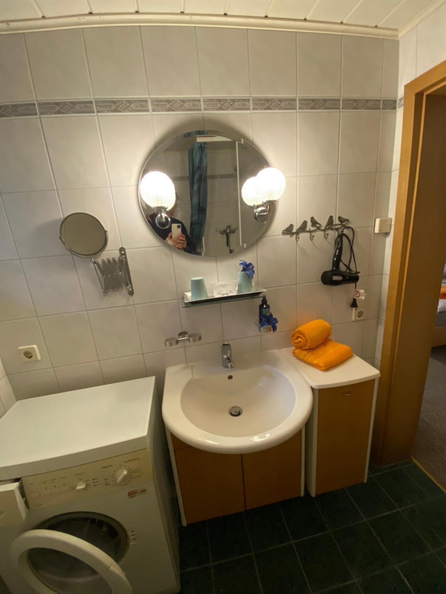 Grosse Helle Wohnung Am Wald In Bad Saarow Nahe Gruenheide Und Berlin Souterrain 外观 照片