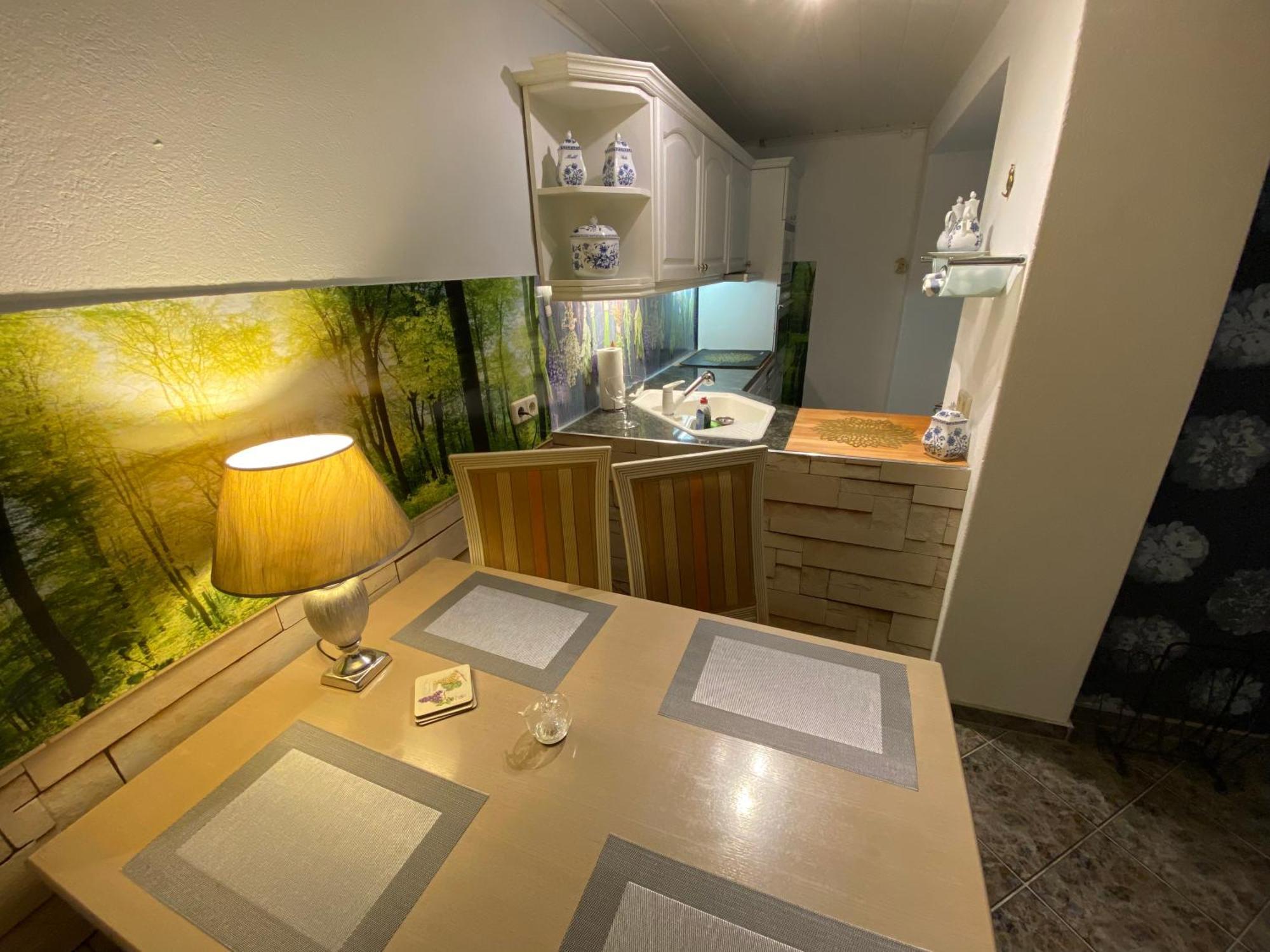 Grosse Helle Wohnung Am Wald In Bad Saarow Nahe Gruenheide Und Berlin Souterrain 外观 照片